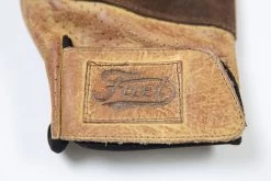 Fuel Rodeo Gloves - Yellow Leather 13 Fuel Rodeo Gloves - Yellow Leather -Moto Style Shop 01 FuelClothes GlovesDetails 900x aea9f81b 8498 40fd a853 3e8a1830718e