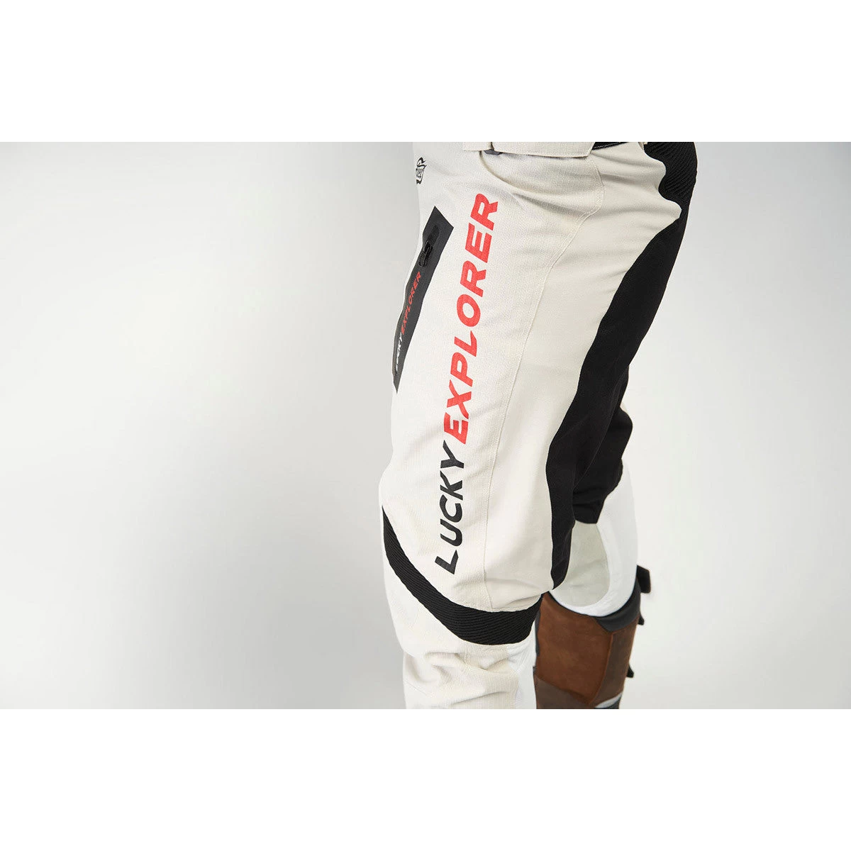 Fuel Endurage Pants Lucky Explorer - White/Red 5 Fuel Endurage Pants Lucky Explorer - White/Red - Image 3