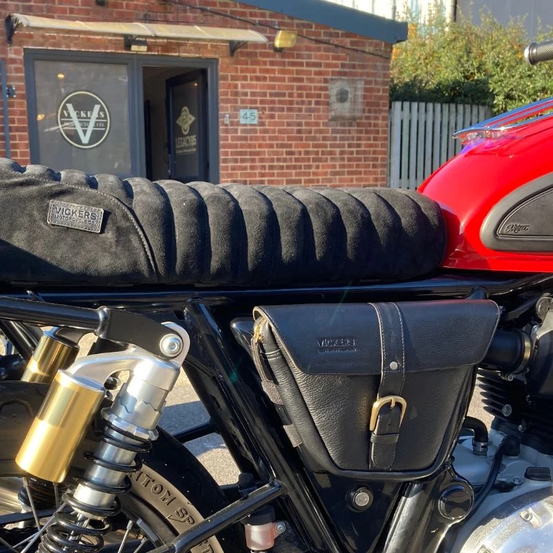 Royal Enfield Interceptor Or Continental 650 - Black Leather Side Panel Bags - Pair 7 Royal Enfield Interceptor Or Continental 650 - Black Leather Side Panel Bags - Pair - Image 5