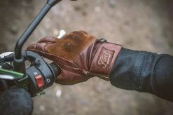 Fuel Rodeo Gloves - Brown Leather 24 Fuel Rodeo Gloves - Brown Leather -Moto Style Shop RAY0660 900x 4e664ee3 049f 47f5 8a33 ceaf71ff941a