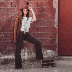 Wildust Sisters - Wild West T-shirt - White 9 Wildust Sisters - Wild West T-shirt - White -Moto Style Shop WildWestWhite03